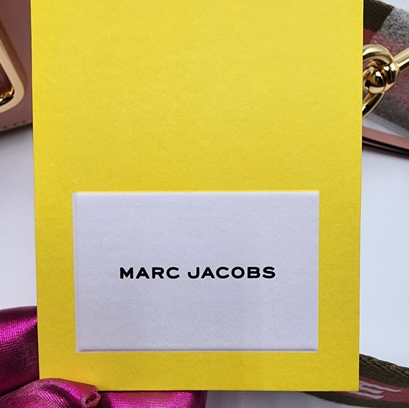 SOLD!!  Marc Jacobs The Snapshot Crossbody Bag, Saffiano Leather, Dust Bag, NWT - Picture 14 of 16